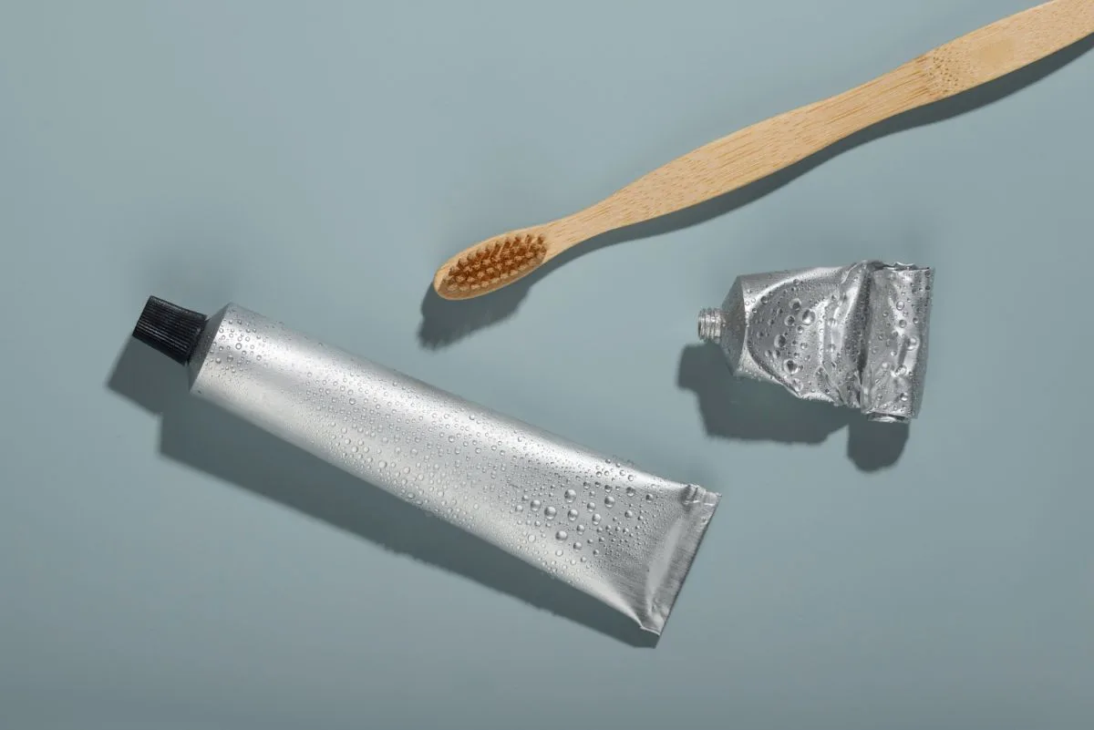 how-smoking-and-vaping-damage-your-oral-health